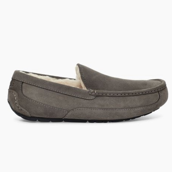 UGG Men's ASCOT SLIPPER